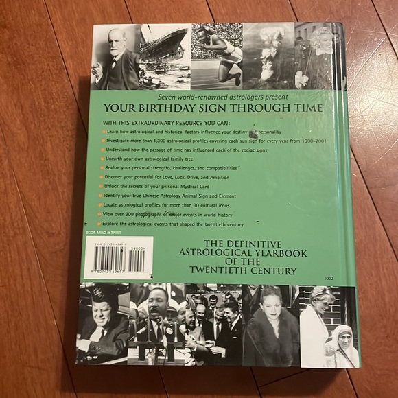 800 pages of birthday signs through the 21st century! - Picture 2 of 3